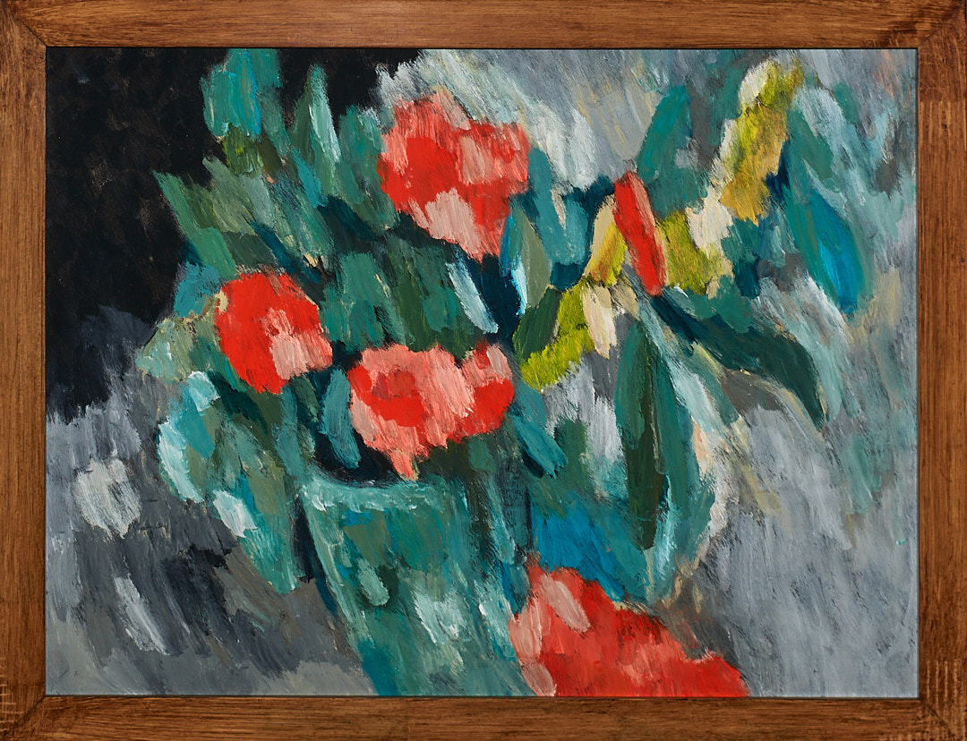 有红色花朵和玻璃瓶的静物画-皮革油画（含框），34x44x3.0cm，2025